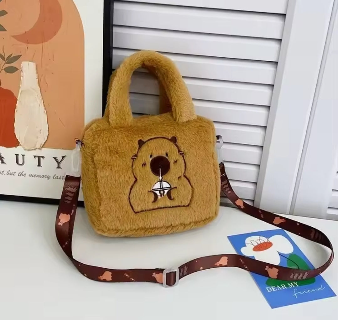 Capybara plush kid's bag with shoulder strap