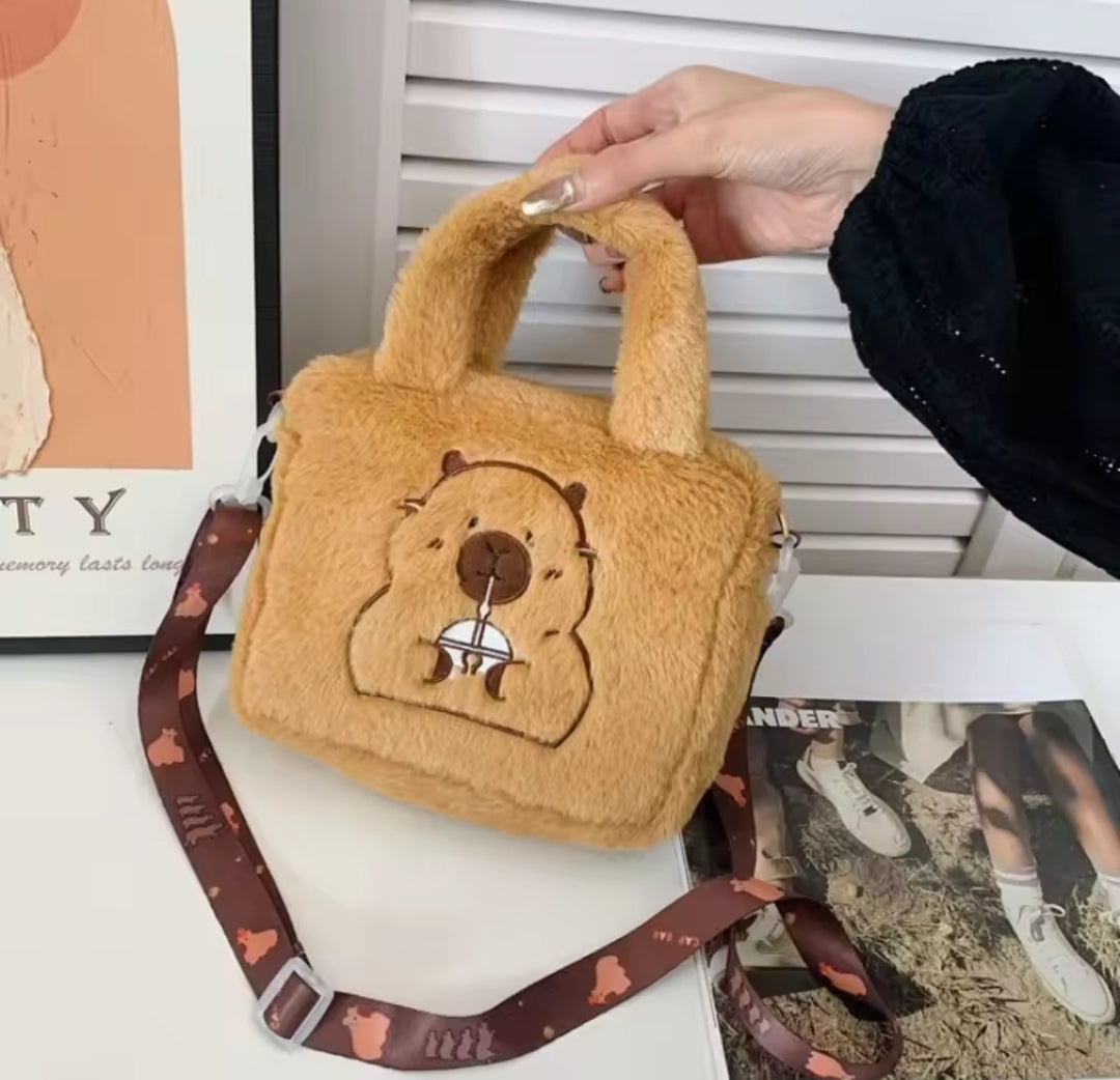 Capybara plush kid's bag with shoulder strap