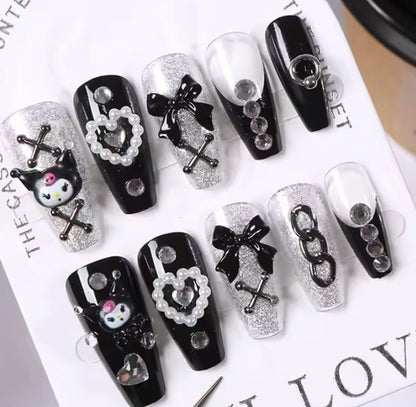 Uñas postizas de Kuromi